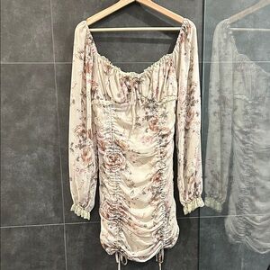 Ruched Long-Sleeve Floral Mini Dress - Cream & Pink